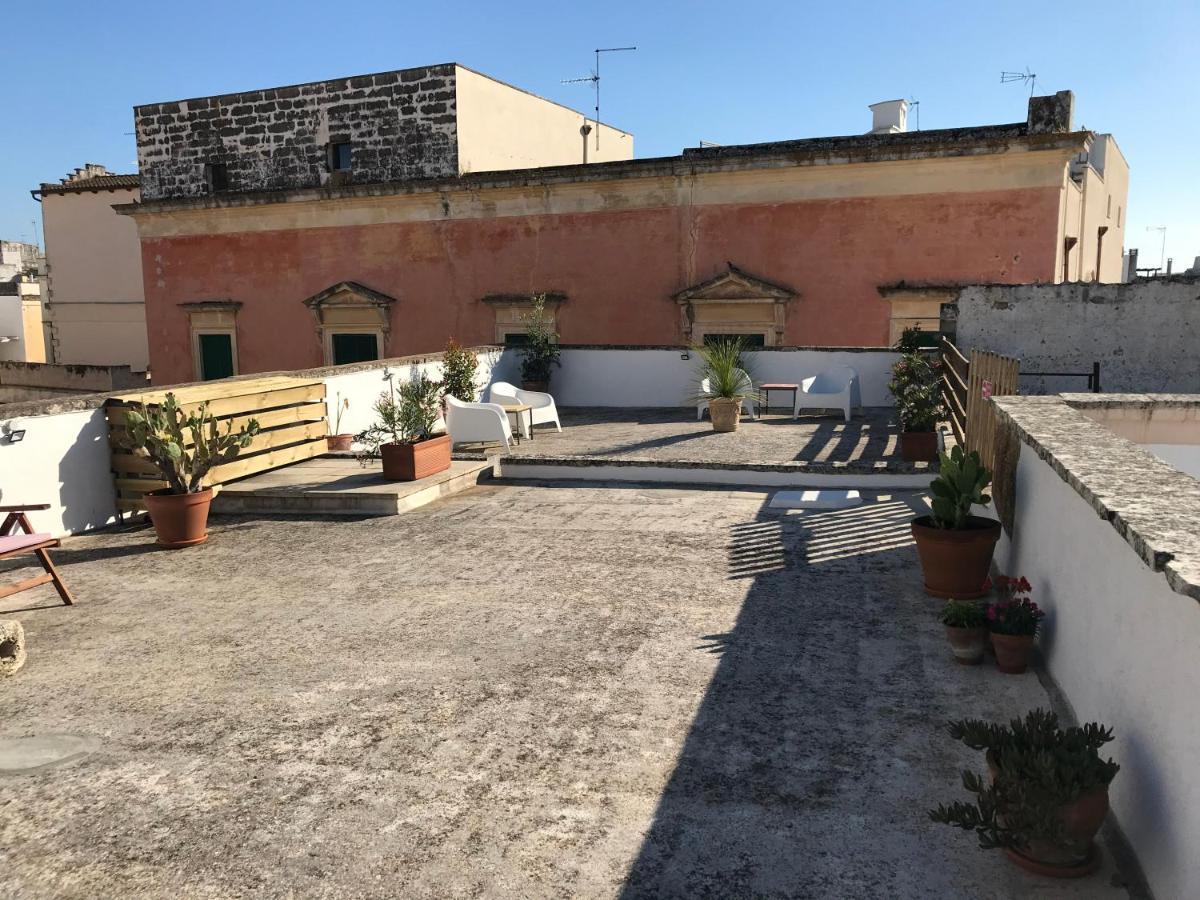 ナルド Palazzo Cariddi Bed & Breakfast エクステリア 写真